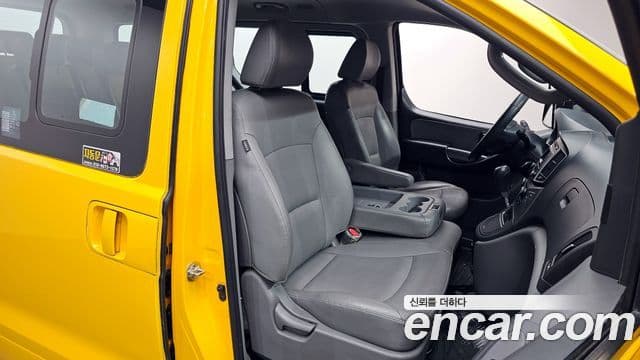 2017 Hyundai (Хёндэ) Grand Starex — миниатюра 10