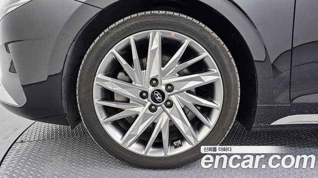2022 Hyundai (Хёндэ) The New Grandeur IG — миниатюра 2