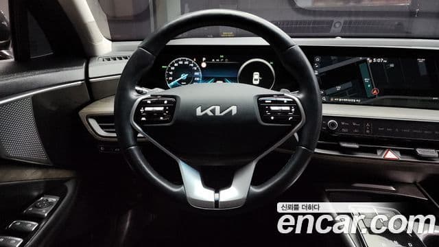 2022 Kia (Киа) K8 Hybrid — миниатюра 4