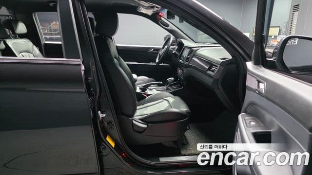 2022 SsangYong The New 렉스턴 스포츠 칸 — миниатюра 2