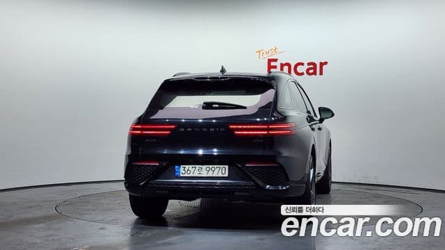 2021 Genesis GV70 — миниатюра 4