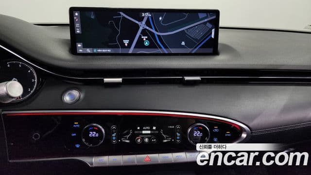 2021 Genesis GV70 — миниатюра 7