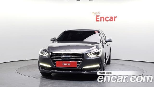2016 Genesis EQ900