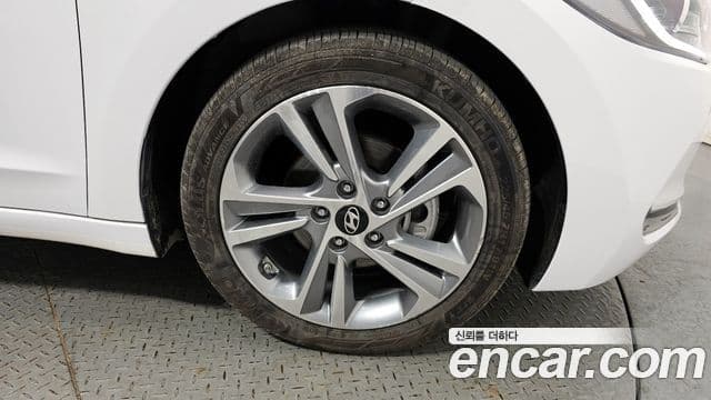 2018 Hyundai (Хёндэ) Avante AD — миниатюра 5