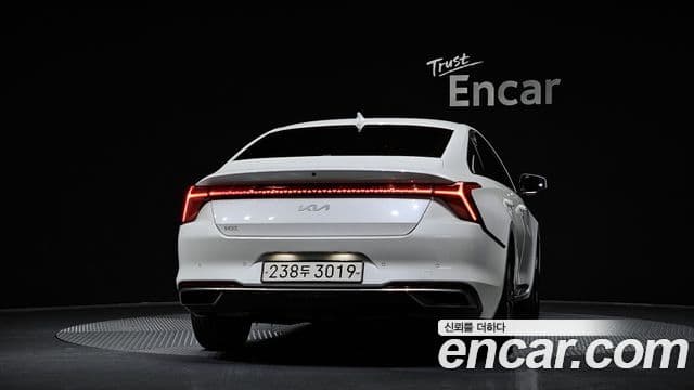 2021 Kia (Киа) K8 — миниатюра 10