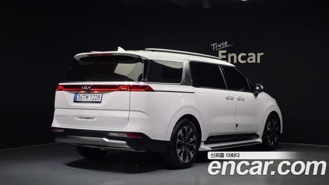 2021 Kia (Киа) Carnival 4th Gen — миниатюра 2