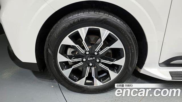 2021 Kia (Киа) Carnival 4th Gen — миниатюра 5