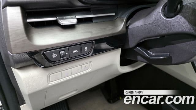 2021 Kia (Киа) Carnival 4th Gen — миниатюра 10