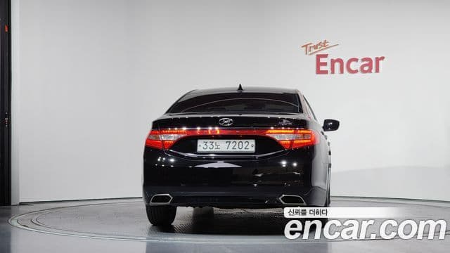 2015 Hyundai (Хёндэ) Grandeur HG Hybrid — миниатюра 9