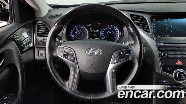 2015 Hyundai (Хёндэ) Grandeur HG Hybrid — миниатюра 6