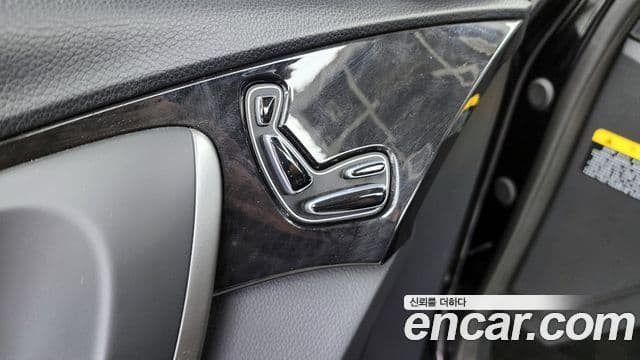 2015 Hyundai (Хёндэ) Grandeur HG Hybrid — миниатюра 3