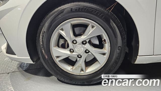 2021 Hyundai (Хёндэ) Avante (CN7) — миниатюра 2