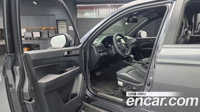2020 SsangYong 렉스턴 스포츠 — миниатюра 8