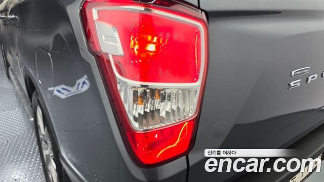 2020 SsangYong 렉스턴 스포츠 — миниатюра 6