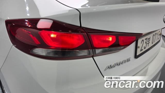 2015 Hyundai (Хёндэ) Avante AD — миниатюра 9