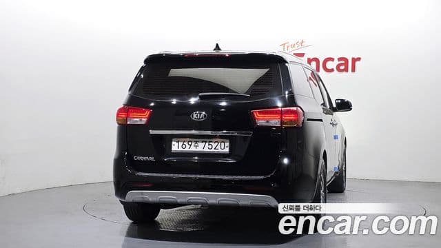 2018 Kia (Киа) All New Carnival — миниатюра 4