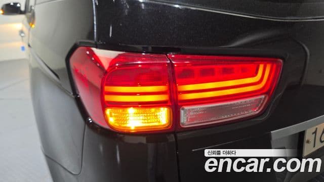 2018 Kia (Киа) All New Carnival — миниатюра 8