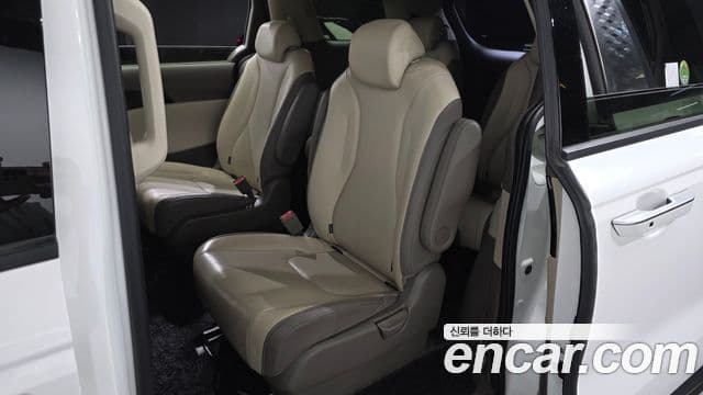 2022 Kia (Киа) Carnival 4th Gen — миниатюра 8