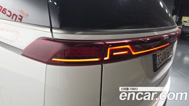 2023 Kia (Киа) Carnival 4th Gen — миниатюра 3