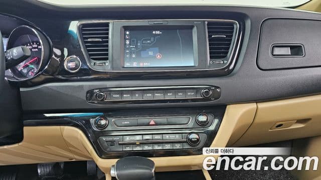 2017 Kia (Киа) All New Carnival