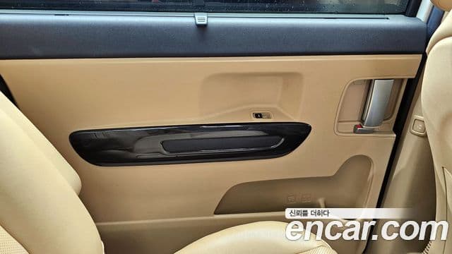 2017 Kia (Киа) All New Carnival — миниатюра 6
