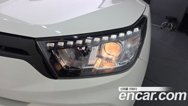 2017 SsangYong Tivoli — миниатюра 7