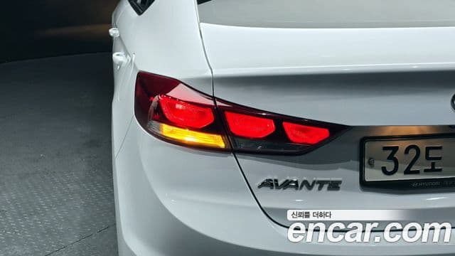2018 Hyundai (Хёндэ) Avante AD — миниатюра 9