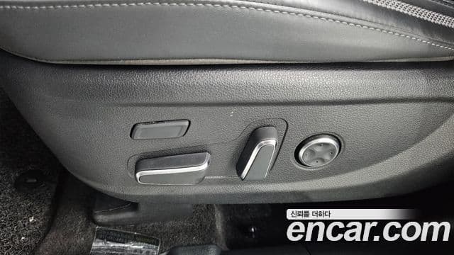 2022 Hyundai (Хёндэ) The New Santa Fe — миниатюра 9