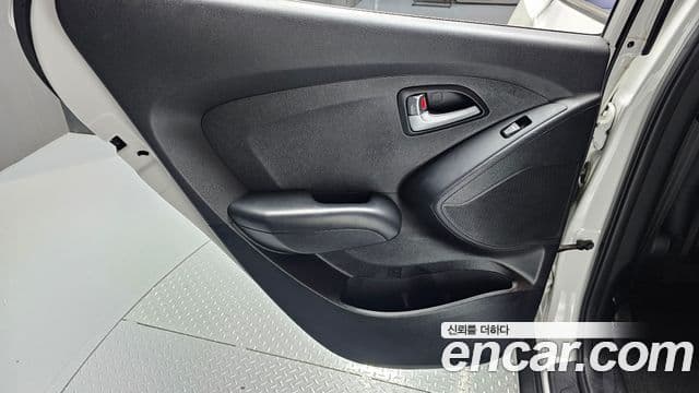 2015 Hyundai (Хёндэ) New Tucson ix — миниатюра 5