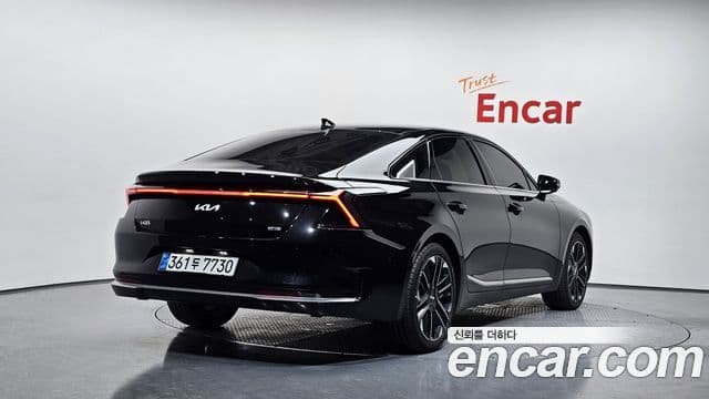 2025 Kia (Киа) The New K8 Hybrid — миниатюра 3