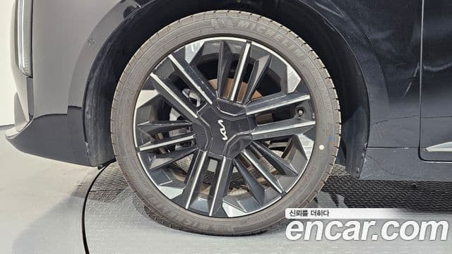 2025 Kia (Киа) The New K8 Hybrid