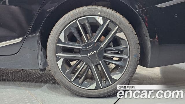 2025 Kia (Киа) The New K8 Hybrid — миниатюра 7