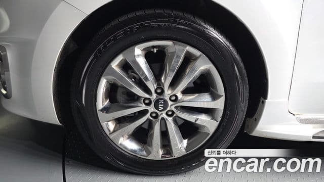 2014 Kia (Киа) All New Carnival — миниатюра 6