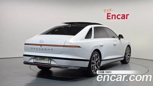2024 Hyundai (Хёндэ) Grandeur (GN7) — миниатюра 2
