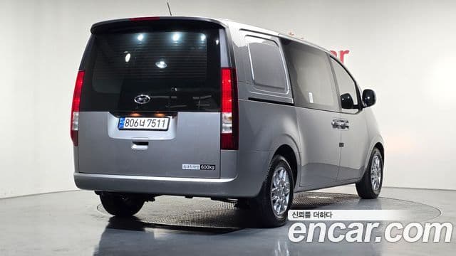 2023 Hyundai (Хёндэ) 스타리아 — миниатюра 4