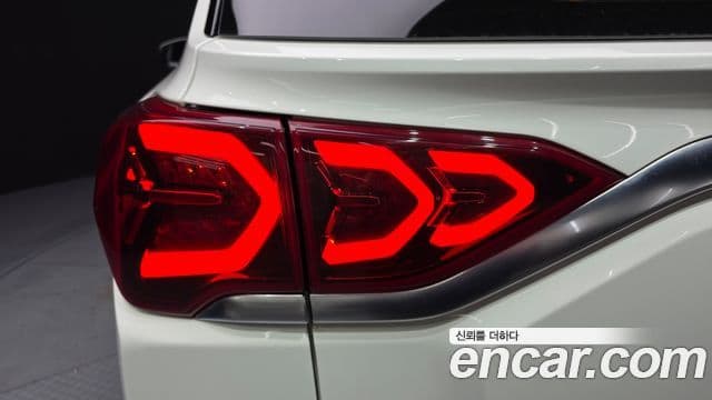 2021 SsangYong 뷰티풀 코란도 — миниатюра 3