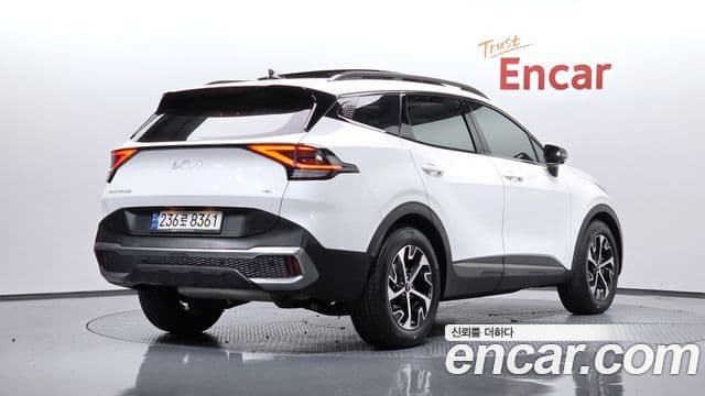 2022 Kia (Киа) Sportage 5세대 Hybrid — миниатюра 8