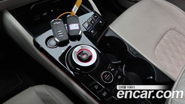 2022 Kia (Киа) Sportage 5세대 Hybrid — миниатюра 9