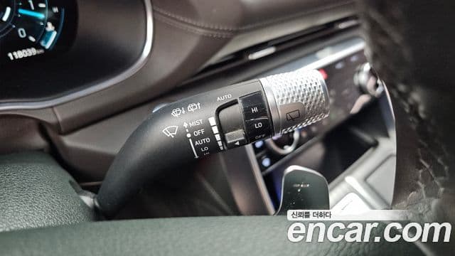 2021 Genesis GV80 — миниатюра 8