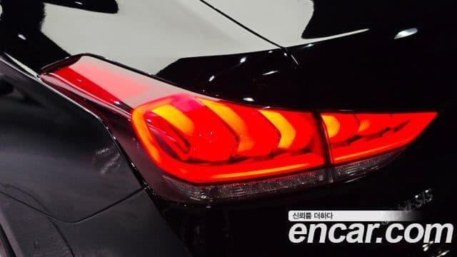 2016 Hyundai (Хёндэ) Genesis DH — миниатюра 3
