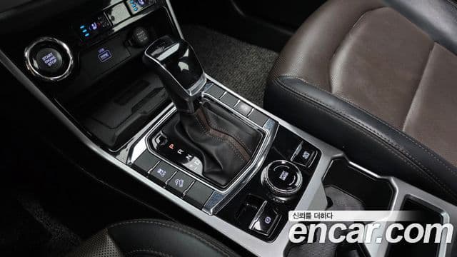 2021 SsangYong 뷰티풀 코란도 — миниатюра 7