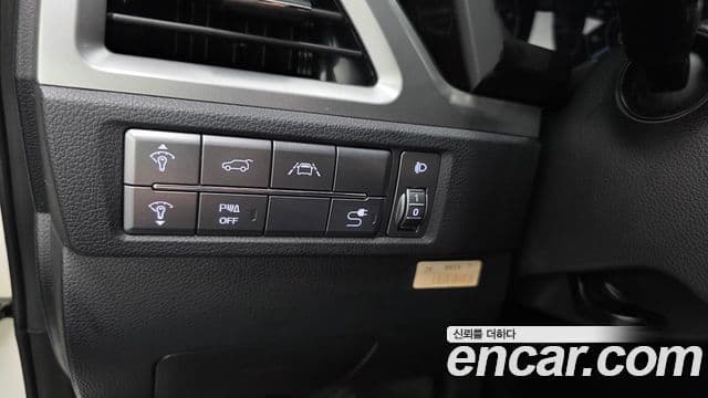 2021 SsangYong 뷰티풀 코란도 — миниатюра 9