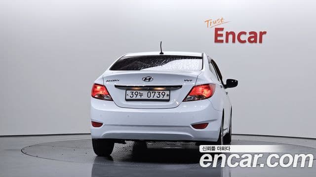 2016 Hyundai (Хёндэ) 엑센트(신형) — миниатюра 5