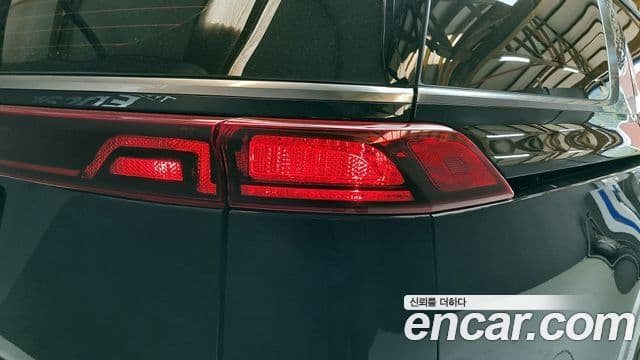 2021 Kia (Киа) Carnival 4th Gen — миниатюра 3