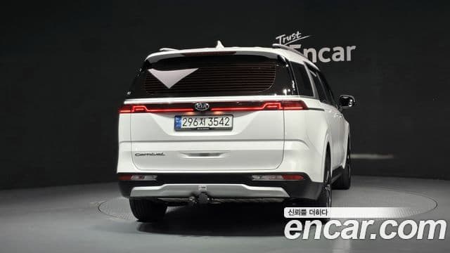 2020 Kia (Киа) Carnival 4th Gen — миниатюра 7