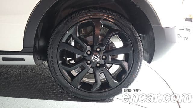 2015 SsangYong Tivoli — миниатюра 8