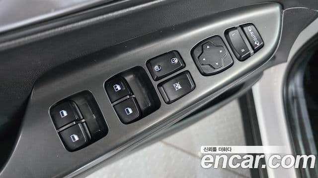 2021 Hyundai (Хёндэ) The New Kona — миниатюра 4