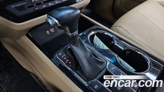 2019 Kia (Киа) The New Carnival — миниатюра 10