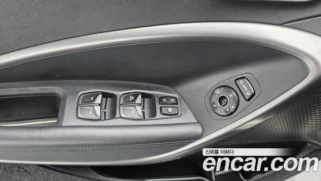 2014 Hyundai (Хёндэ) Santa Fe DM — миниатюра 4
