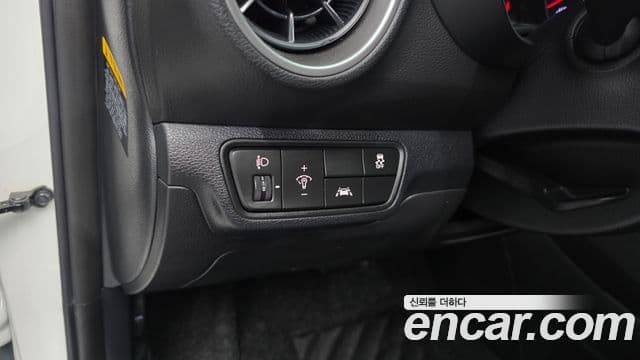 2020 Kia (Киа) All New K3 — миниатюра 3